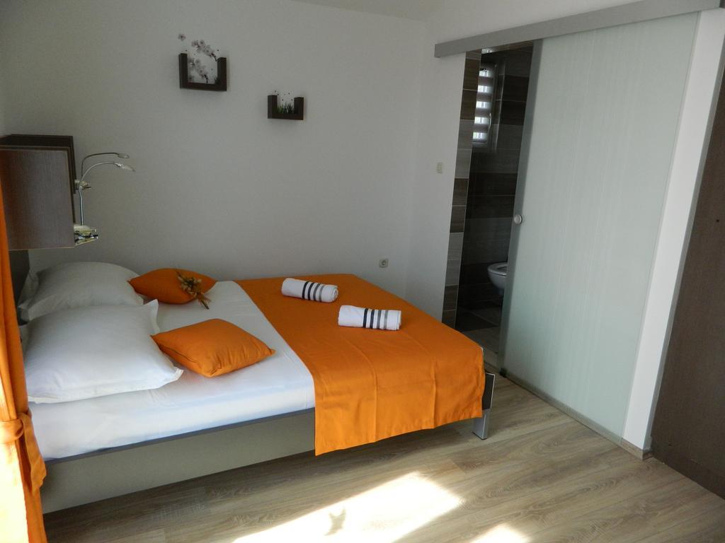 Apartmani Marinovic Podgora Ngoại thất bức ảnh