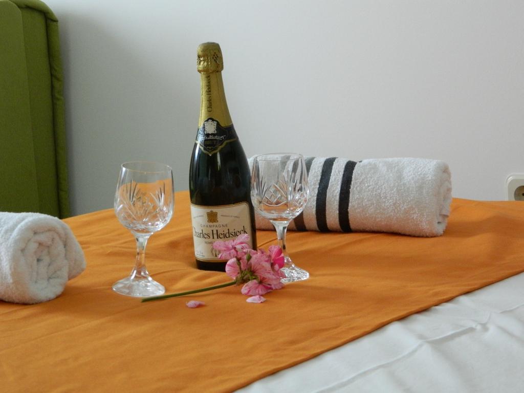 Apartmani Marinovic Podgora Ngoại thất bức ảnh