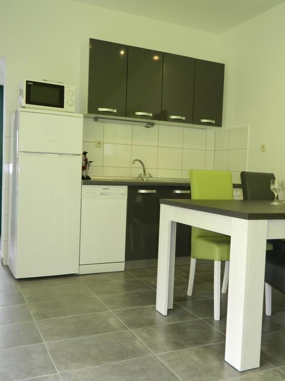 Apartmani Marinovic Podgora Ngoại thất bức ảnh