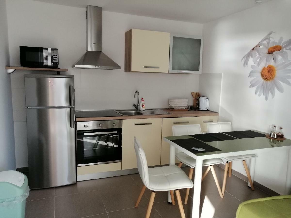 Apartmani Marinovic Podgora Ngoại thất bức ảnh