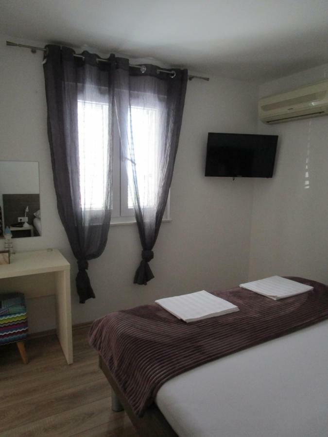 Apartmani Marinovic Podgora Ngoại thất bức ảnh