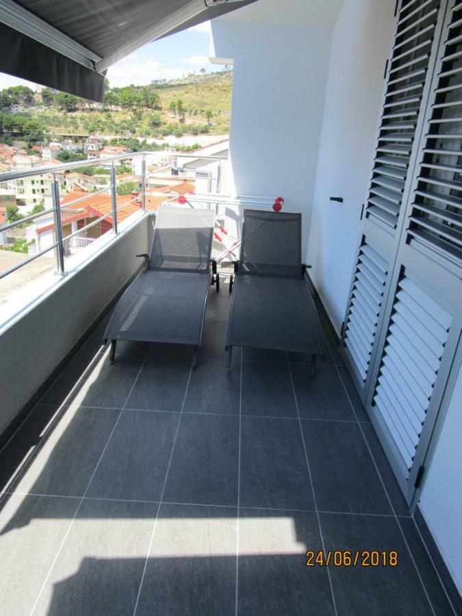 Apartmani Marinovic Podgora Ngoại thất bức ảnh