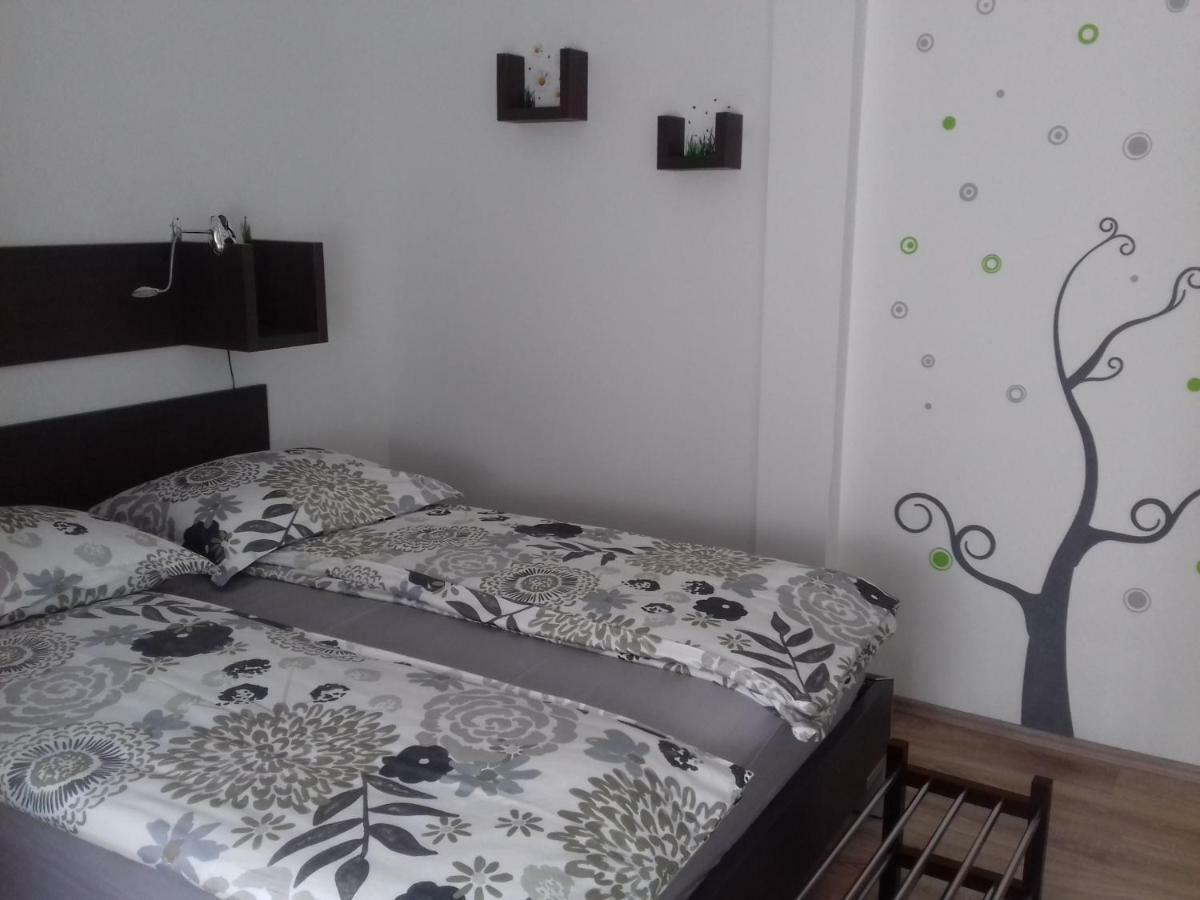 Apartmani Marinovic Podgora Ngoại thất bức ảnh